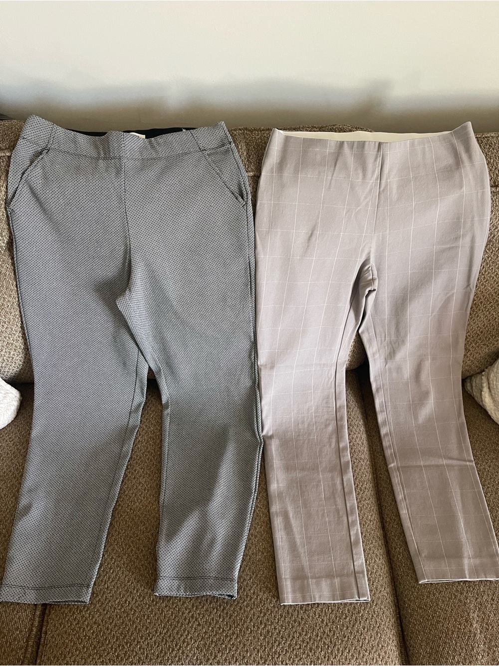 Stretch Pull-On Trousers in Navy and Light Gray
